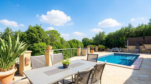 Moderno chalet con piscina y vistas panorámicas, imatge 2