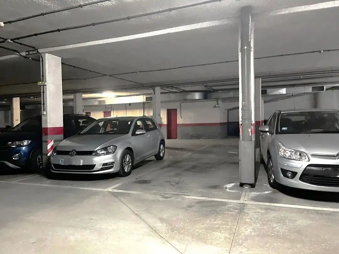 Garatge en venda a Calle Pedro Bidagor, Barañáin / Barañain