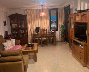 Living room of Flat for sale in La Línea de la Concepción  with Terrace, Oven and Washing machine