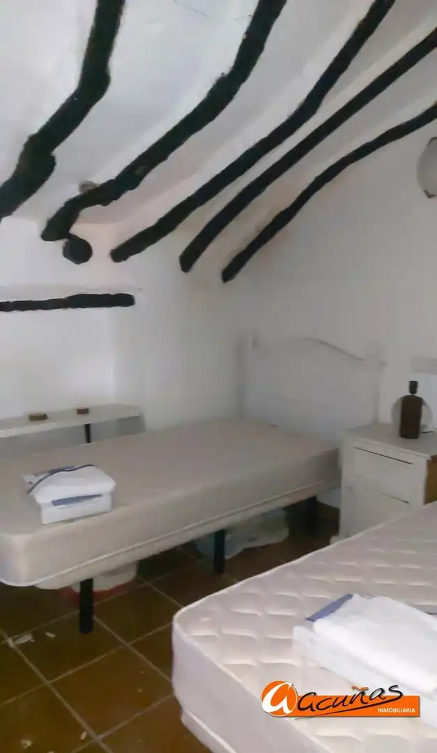 Dormitori de Casa adosada en venda en Villanueva de Algaidas amb Terrassa i Piscina