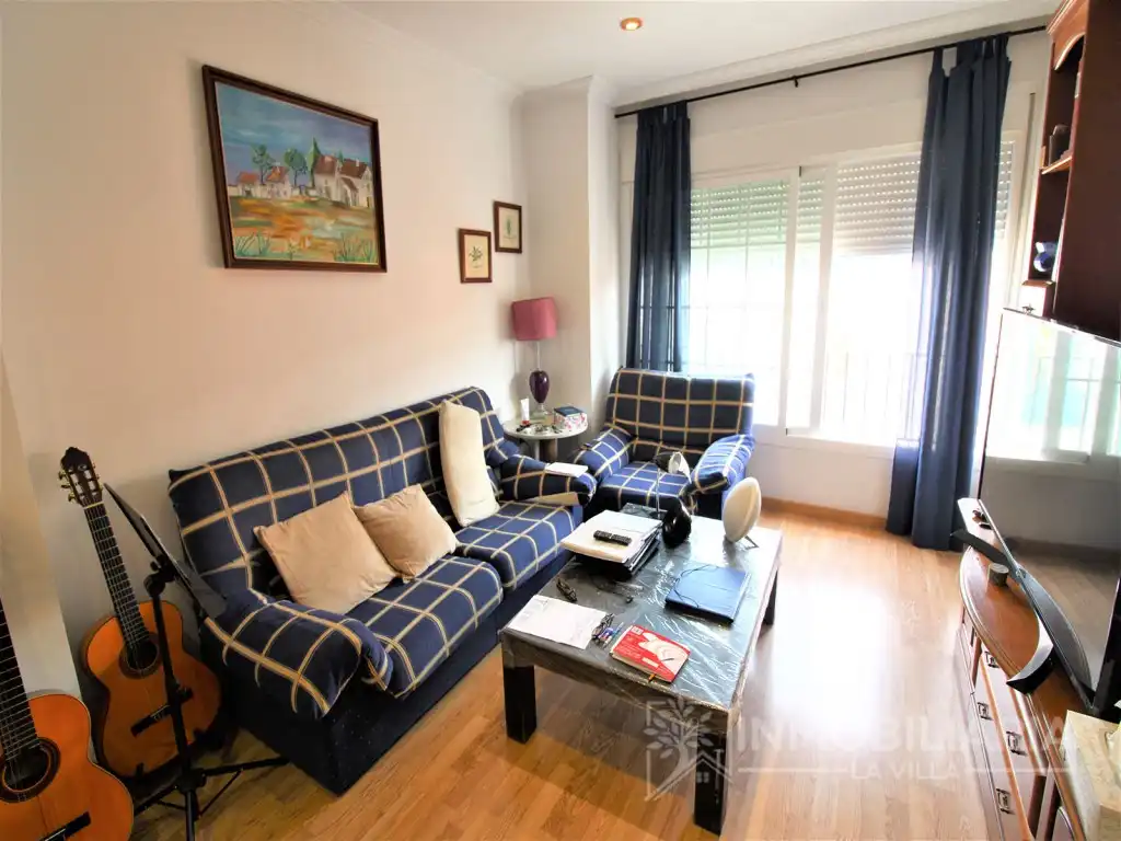Vista exterior de Piso en venta en Coín con Aire acondicionado