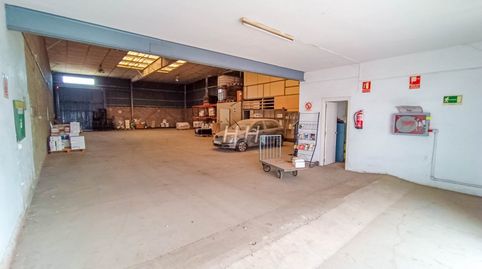 Foto 2 von Fabrikhallen zum Verkauf in Avenida de Abril - 9 de Octubre, Sagunto / Sagunt