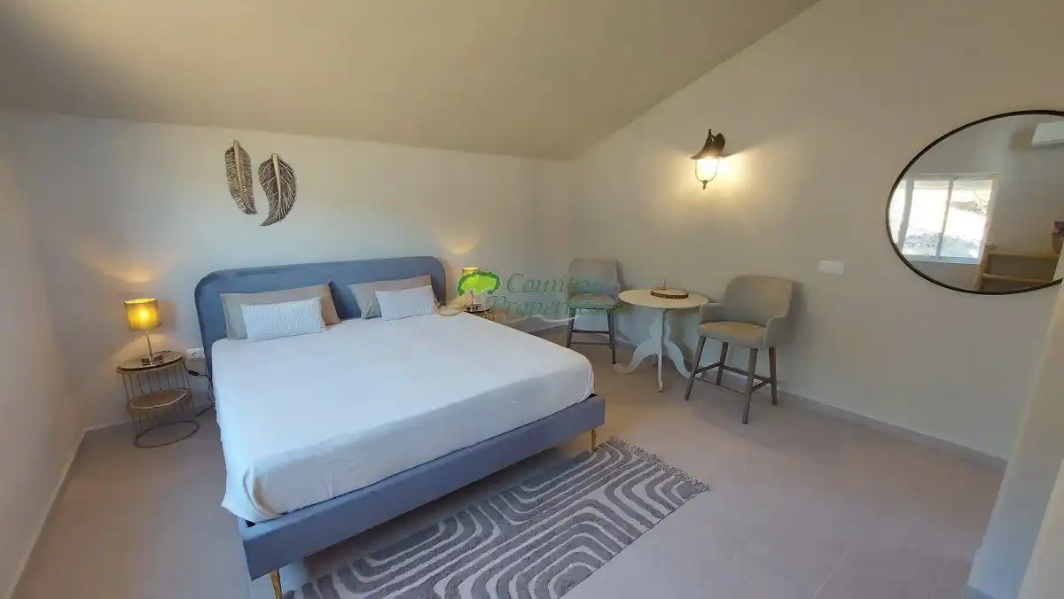 Habitación de Finca rústica en venta en Cómpeta con Aire acondicionado, Terraza y Trastero