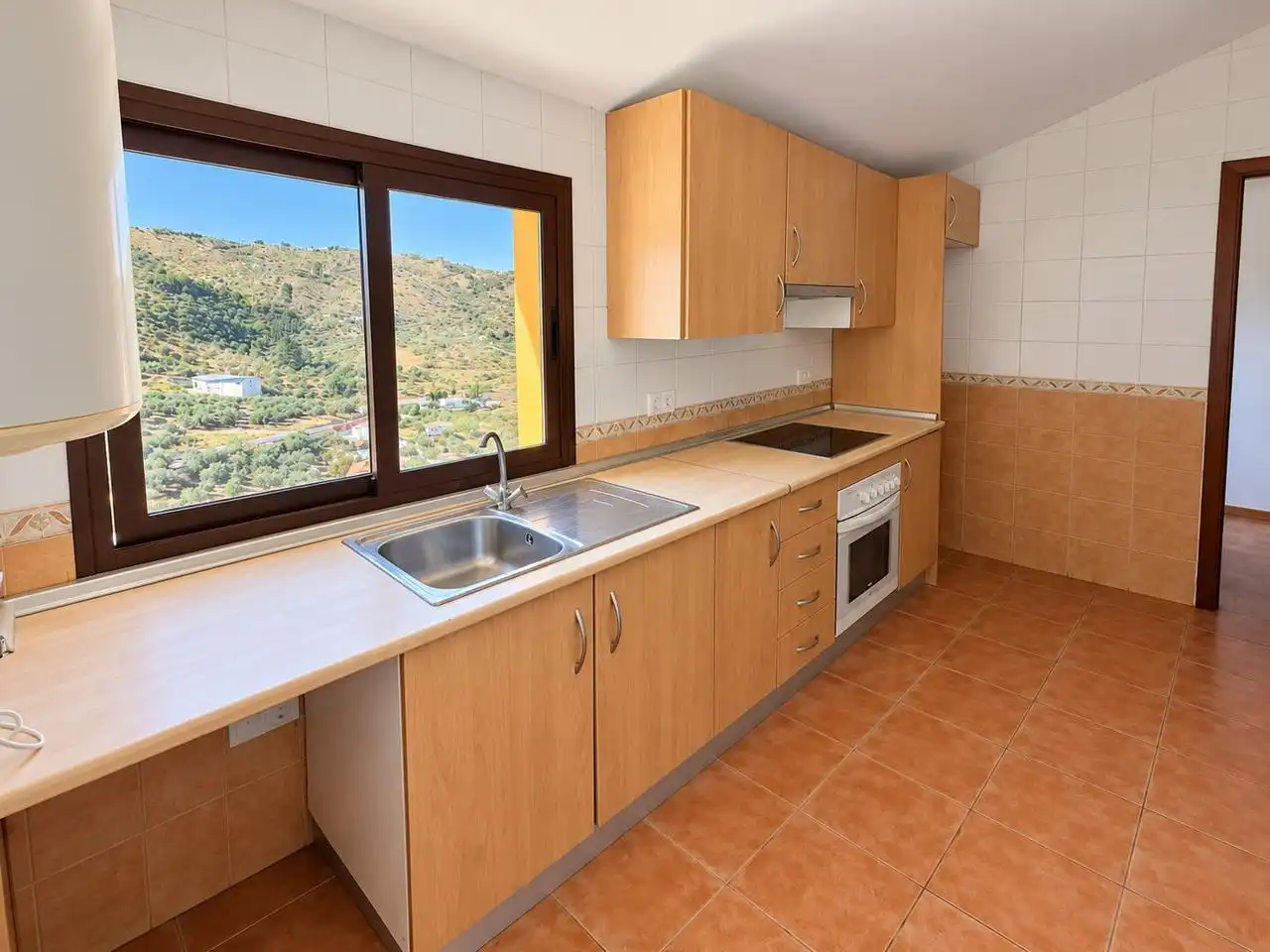 Appartamento con piscina in vendita a Alcaucín, imagen 4