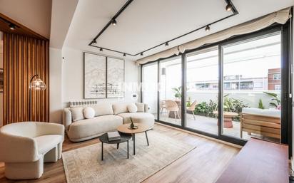 Living room of Flat for sale in  Madrid Capital  with Air Conditioner, Heating and Terrace