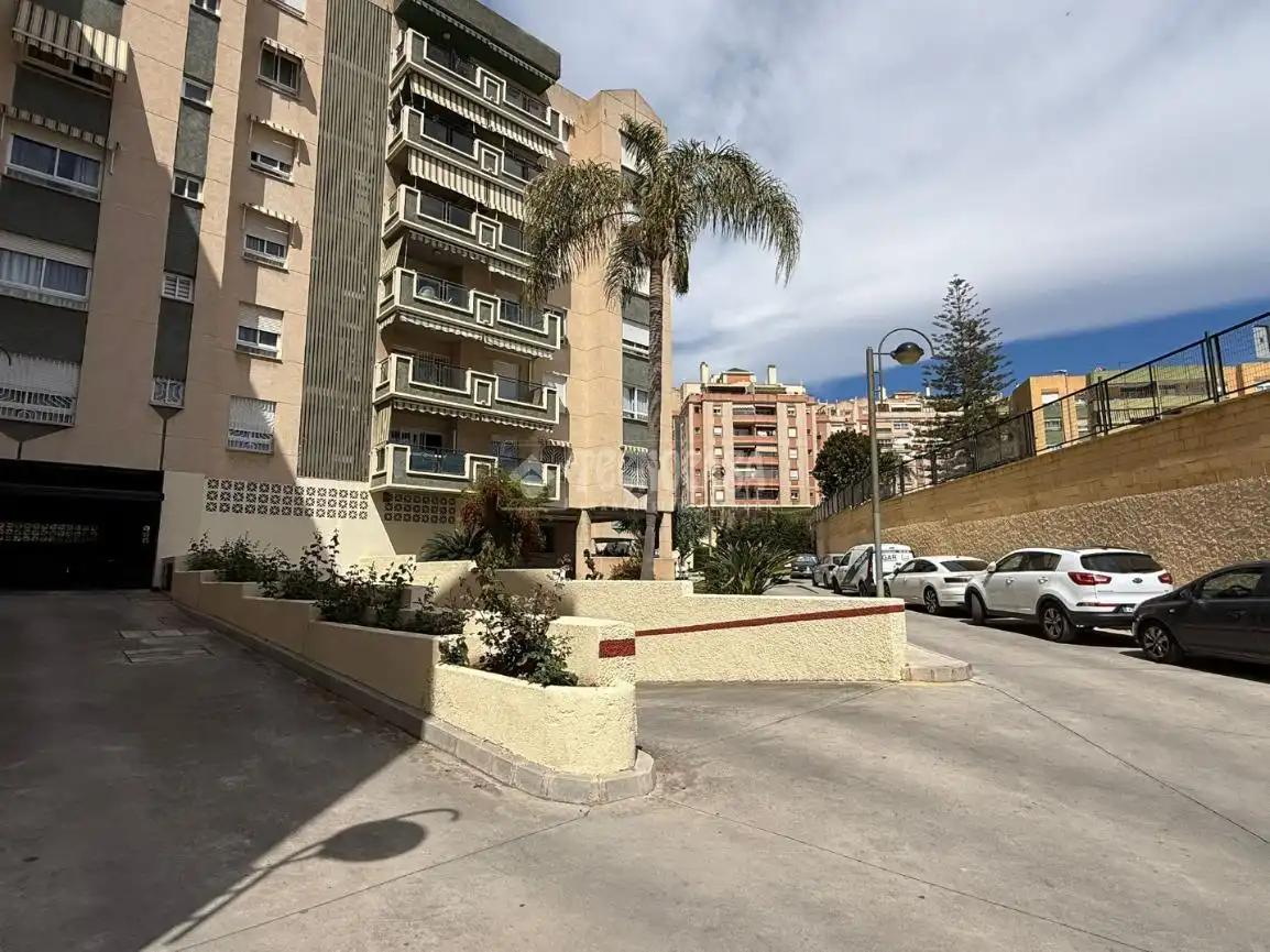 Vista exterior de Pis en venda en Málaga Capital amb Aire condicionat i Terrassa