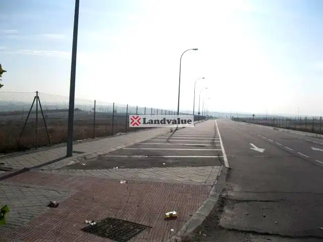 Terreny industrial en venda en Las Castañeras - Bulevar