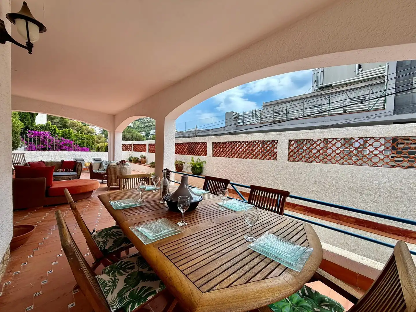 Terrasse von Haus oder Chalet zum Verkauf in Roses mit Privatgarten, Terrasse und Möbliert