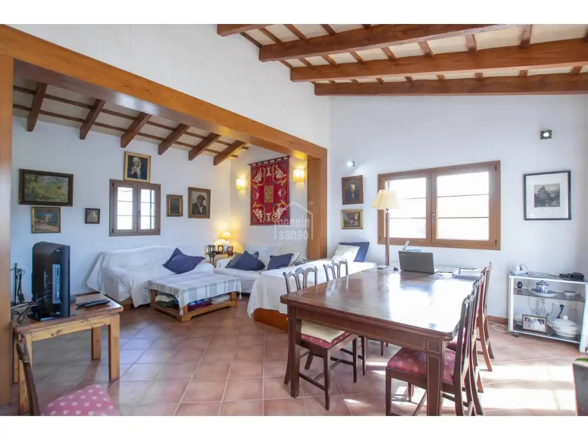 Casa rústica amb piscina en venda a Ferreries poble, imagen 7