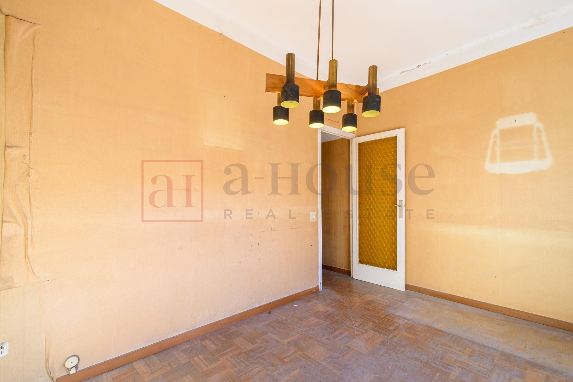 Comedor de Piso en venta en  Barcelona Capital con Calefacción y Balcón