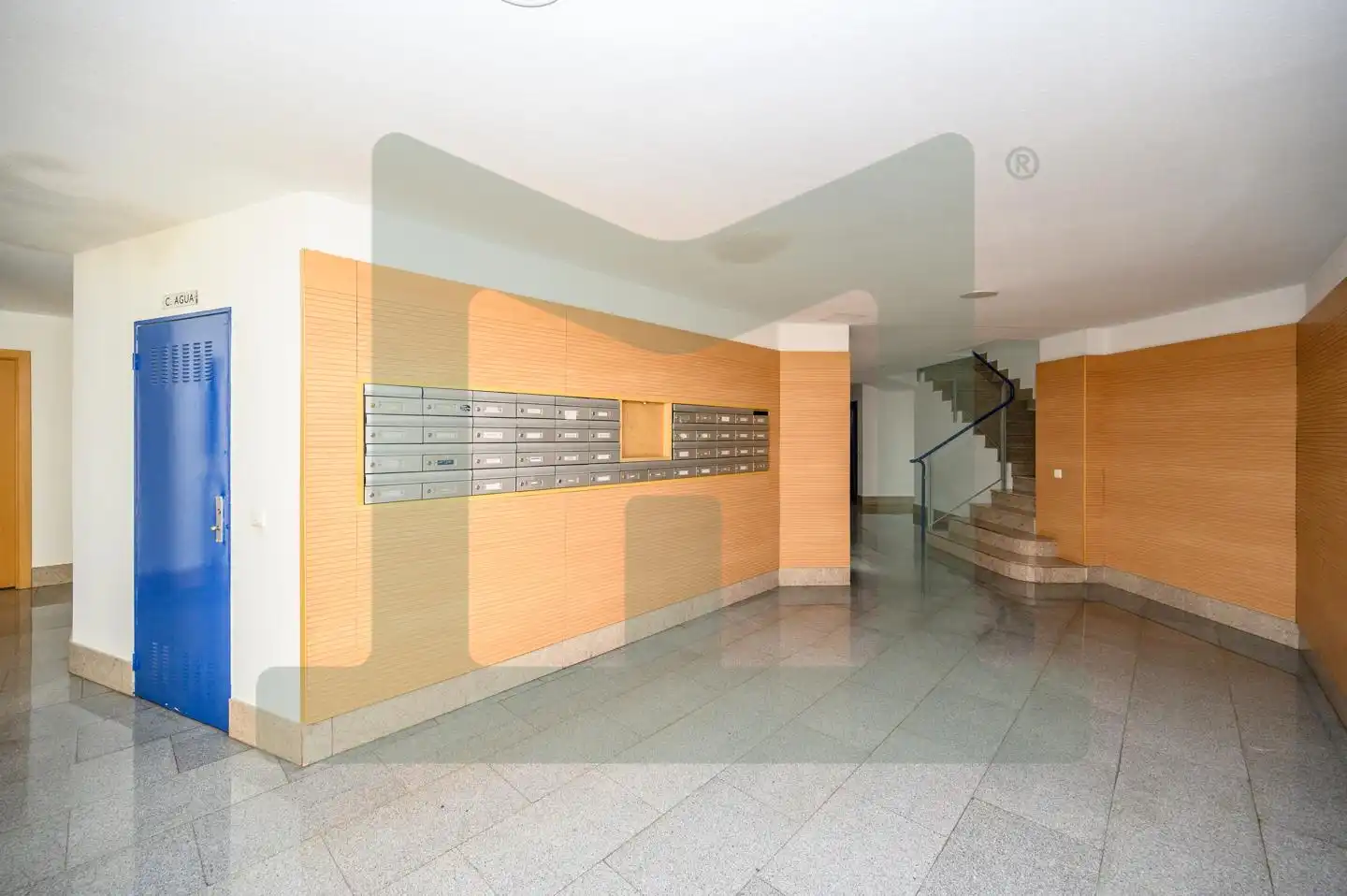 Wohnung zum Verkauf in Parla mit Klimaanlage, Heizung und Terrasse