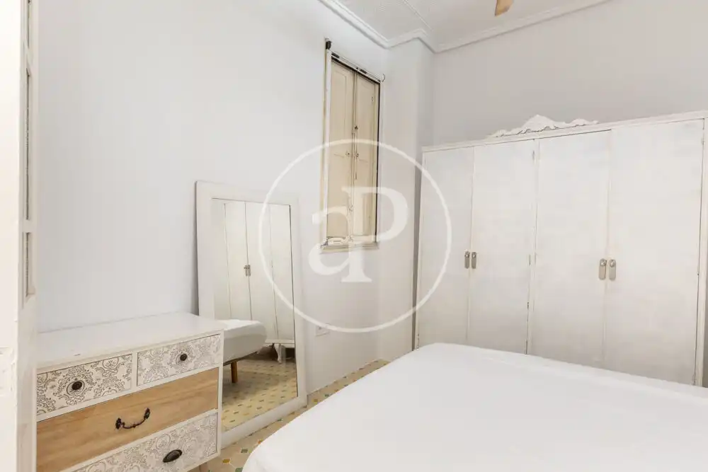 Bedroom of Flat for rent in Valencia  with Air Conditioner, Heating and Furnished