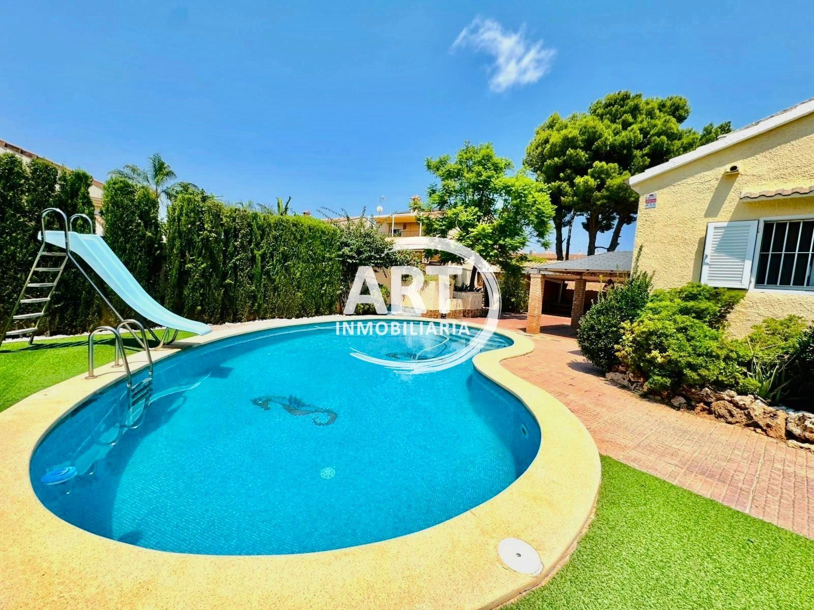 Casa o chalet en venta en Pintor Ribera, El Carme - Sant Agustí - Bonavista