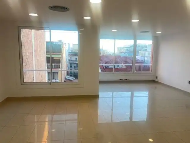 Oficina de lloguer en Barcelona amb Aire condicionat i Calefacció