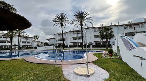 Foto 2 de Apartamento en venta en Avenida de la Barrosa, La Barrosa, Chiclana de la Frontera