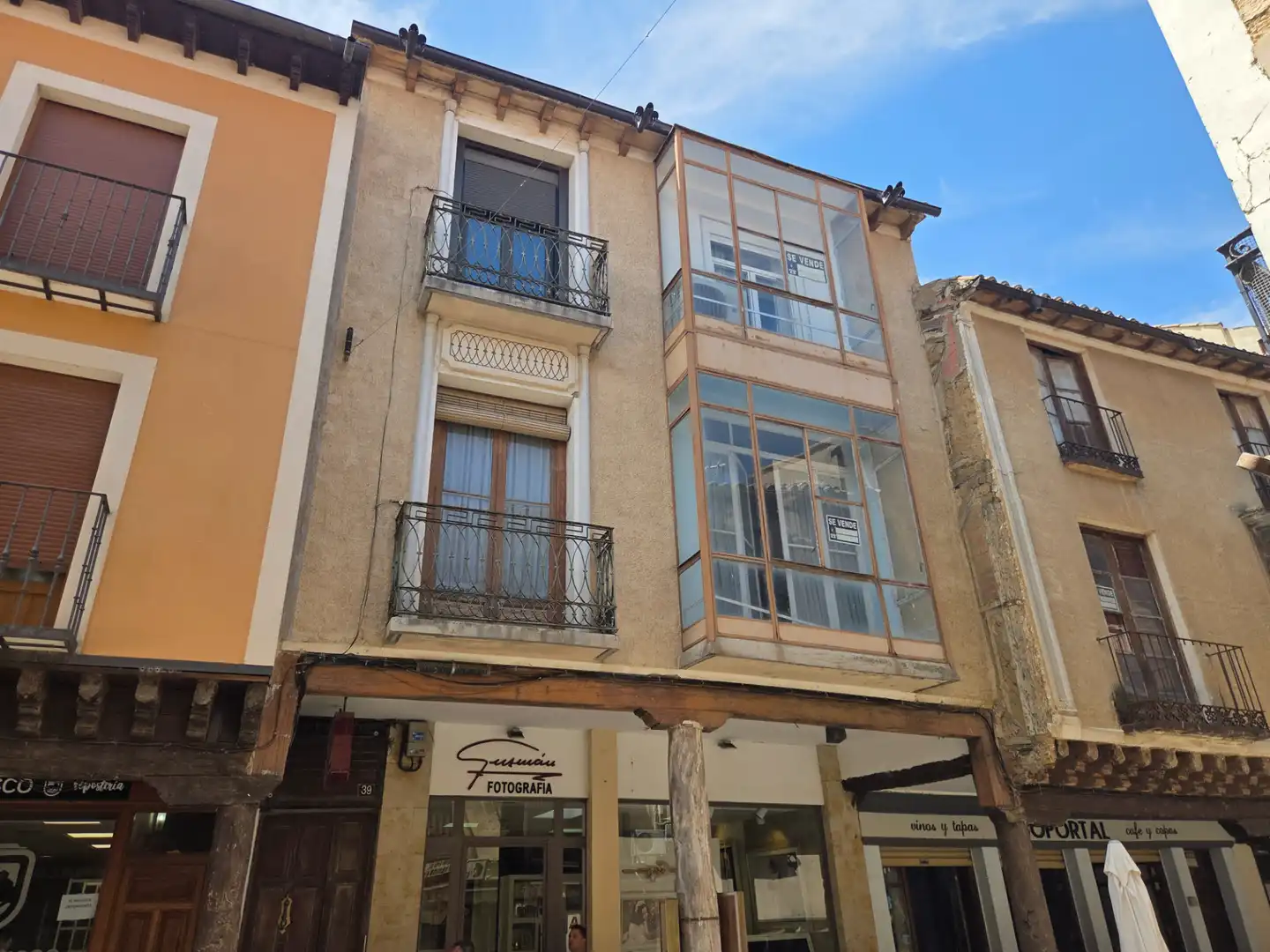 Vista exterior de Piso en venta en Medina de Rioseco con Balcón