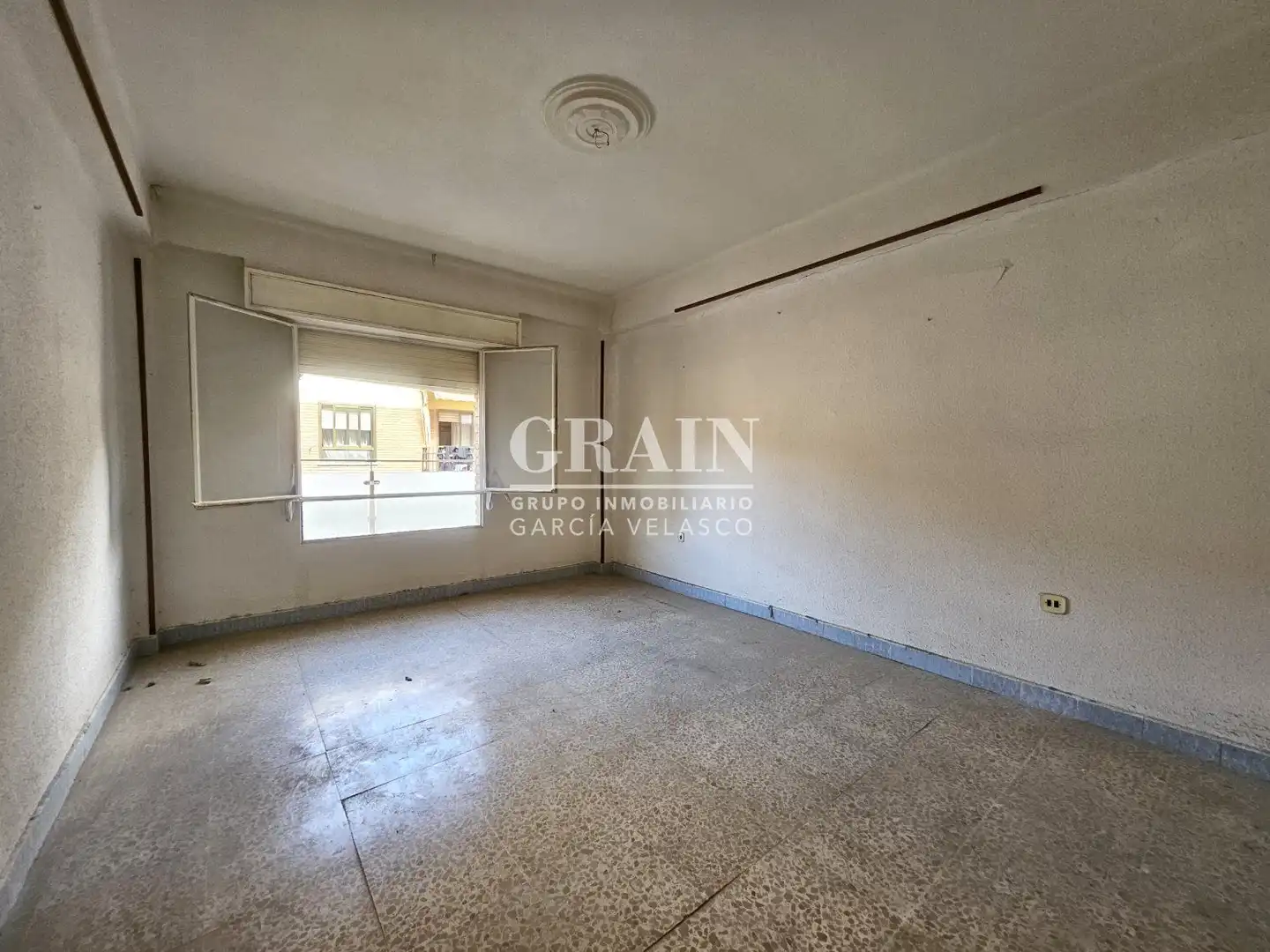 Bedroom of Flat for sale in Albacete  with Balcony