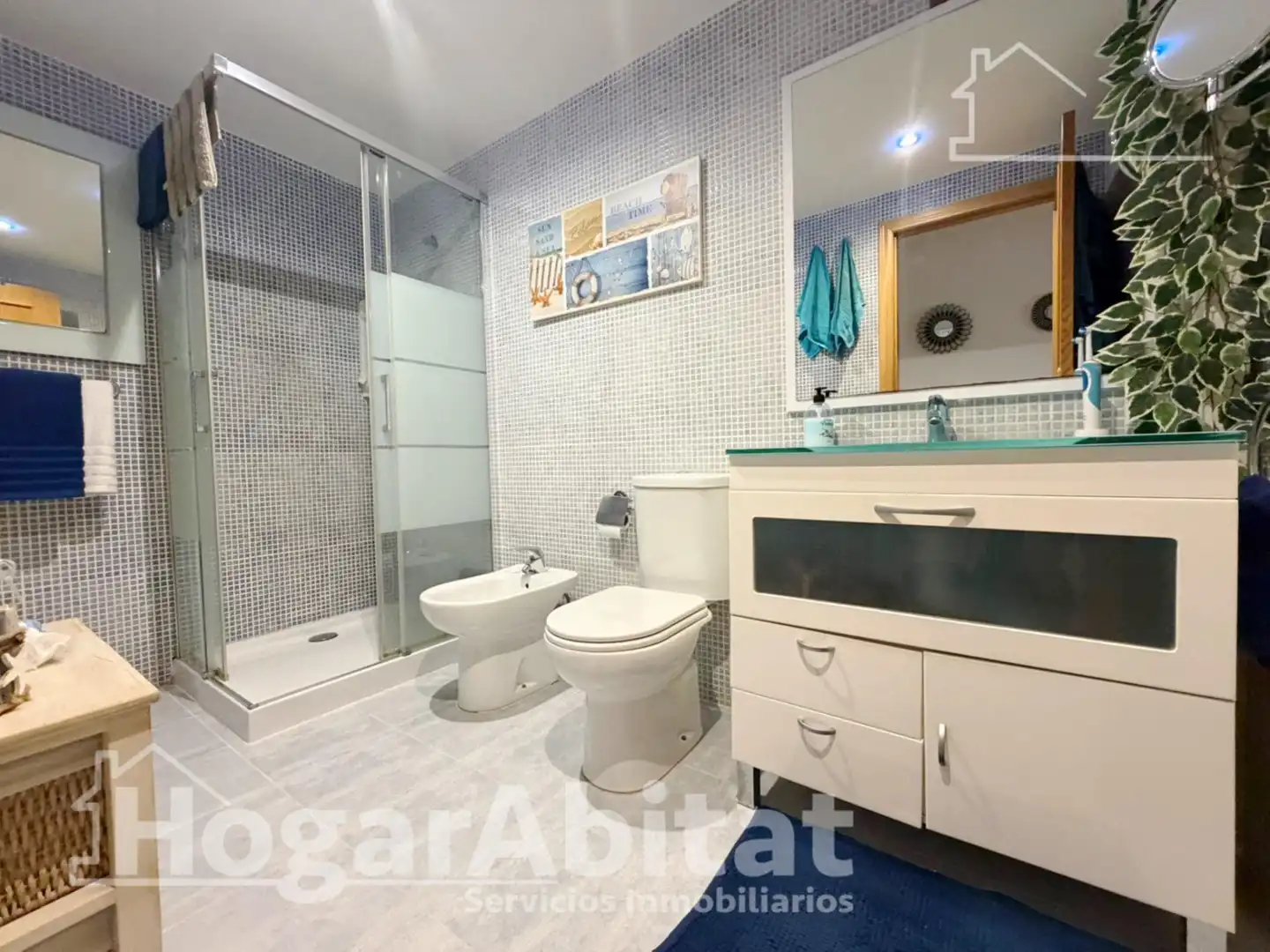 Badezimmer von Dachboden zum Verkauf in Vilamarxant mit Klimaanlage und Terrasse