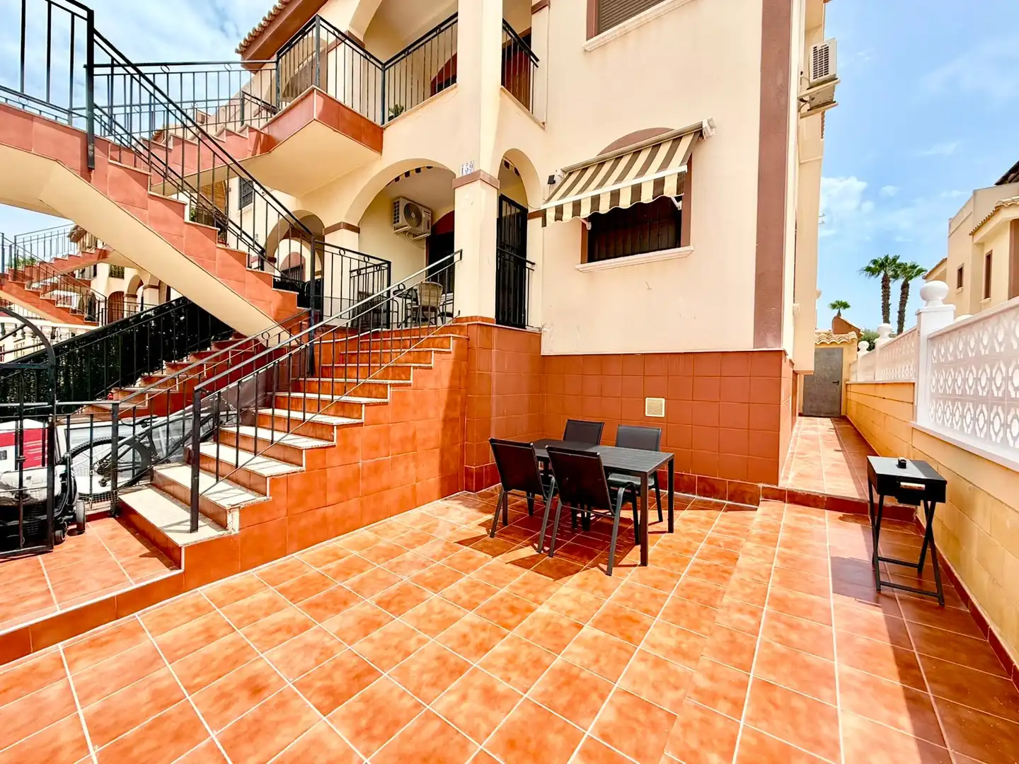 Terraza de Casa o chalet de alquiler en Torrevieja con Aire acondicionado, Amueblado y Horno