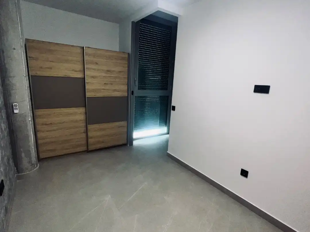 Wohnung zur Miete in Calle Castillo de Fuensaldaña, 4, Europolis