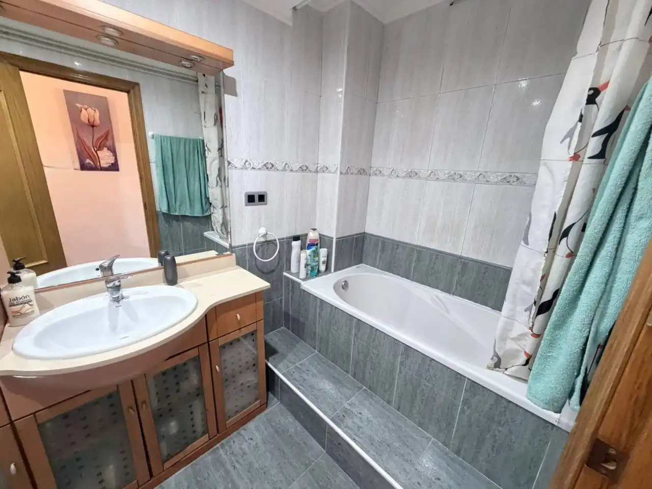 Baño de Piso en venta en Terrassa con Aire acondicionado, Calefacción y Terraza