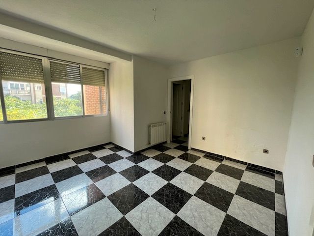 Dormitori de Pis en venda en  Madrid Capital