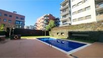 Piscina de Pis en venda en Sant Cugat del Vallès amb Aire condicionat, Calefacció i Parquet