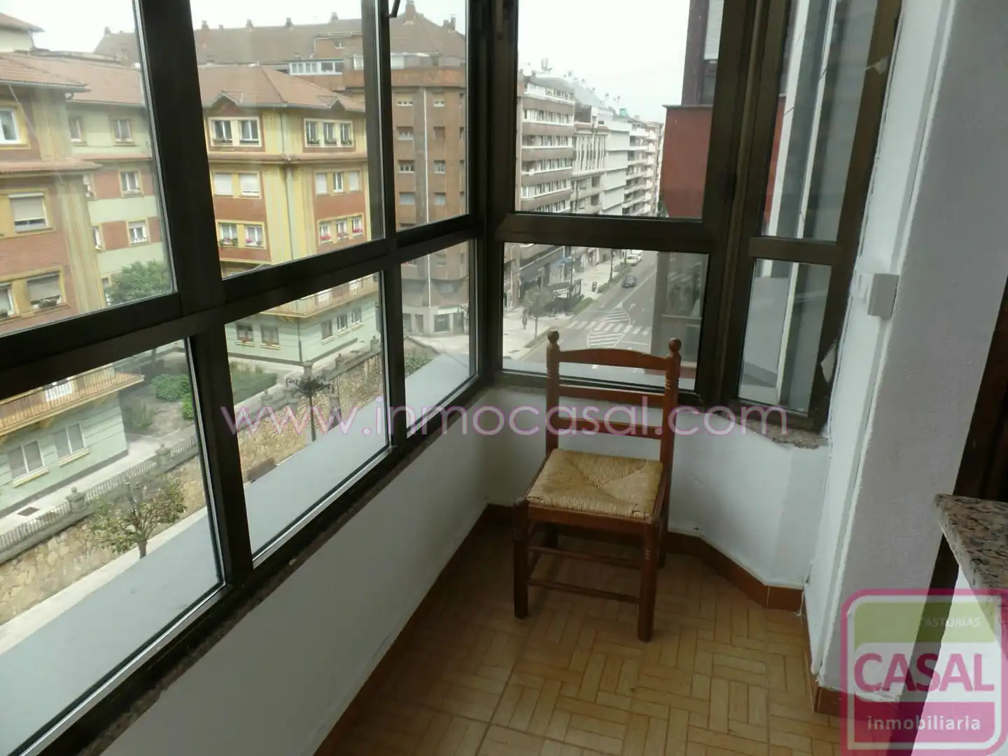 Schlafzimmer von Wohnung zur Miete in Oviedo  mit Heizung, Terrasse und Möbliert