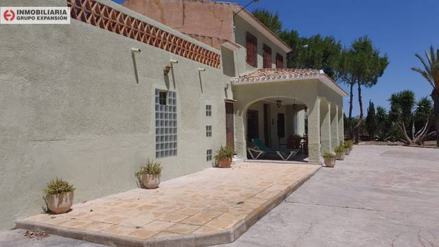 Casa-chalet en Venta en El Castillo