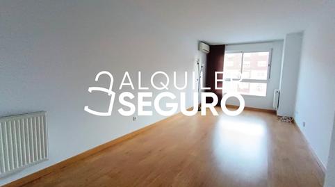 Foto 4 de Piso de alquiler en Planeta Tierra, Parla Este, Parla