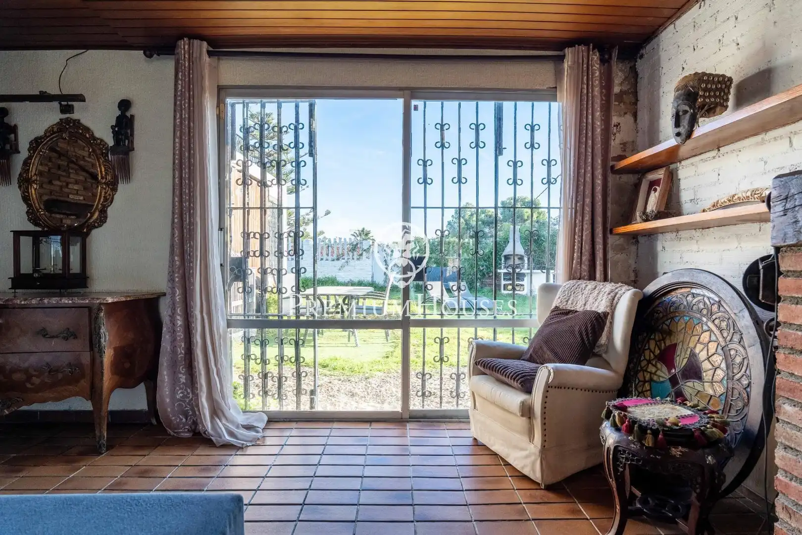 Garden of Houses for sale in Salou  with Air Conditioner, Heating and Private garden