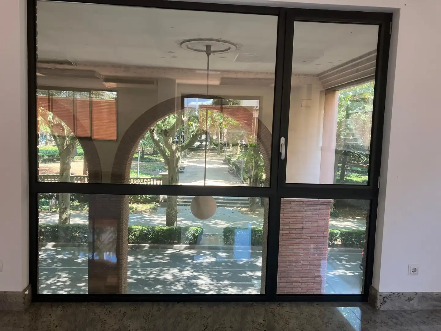 Büro zum Verkauf in Plaça Escultor Josep Clarà 7, imagen 3