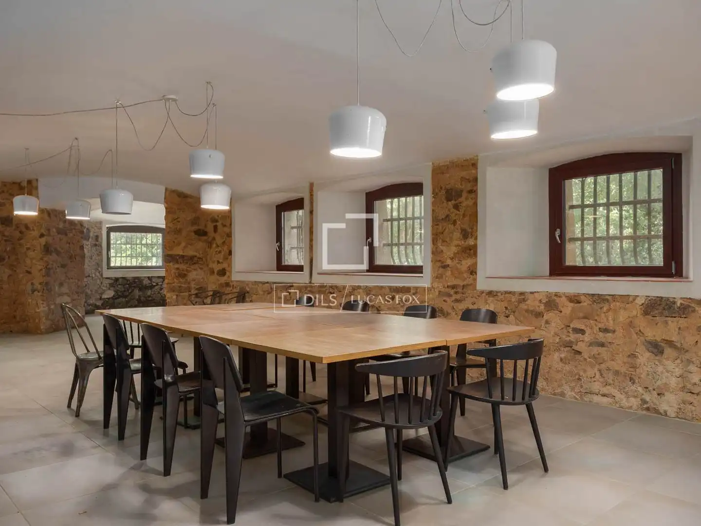 Comedor de Finca rústica en venta en Sant Hilari Sacalm con Aire acondicionado, Calefacción y Jardín privado