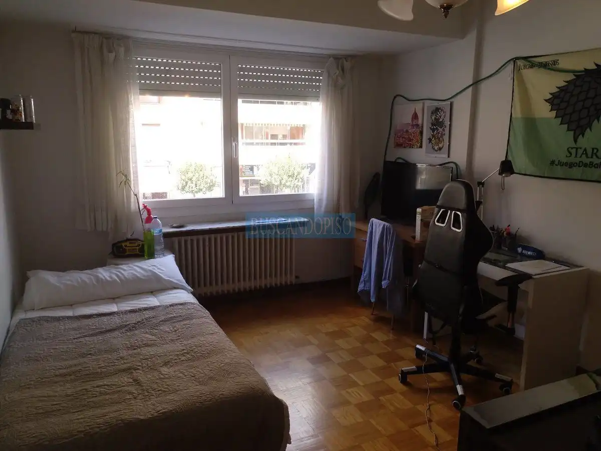 Bedroom of Flat for rent in  Logroño  with Heating, Parquet flooring and Terrace