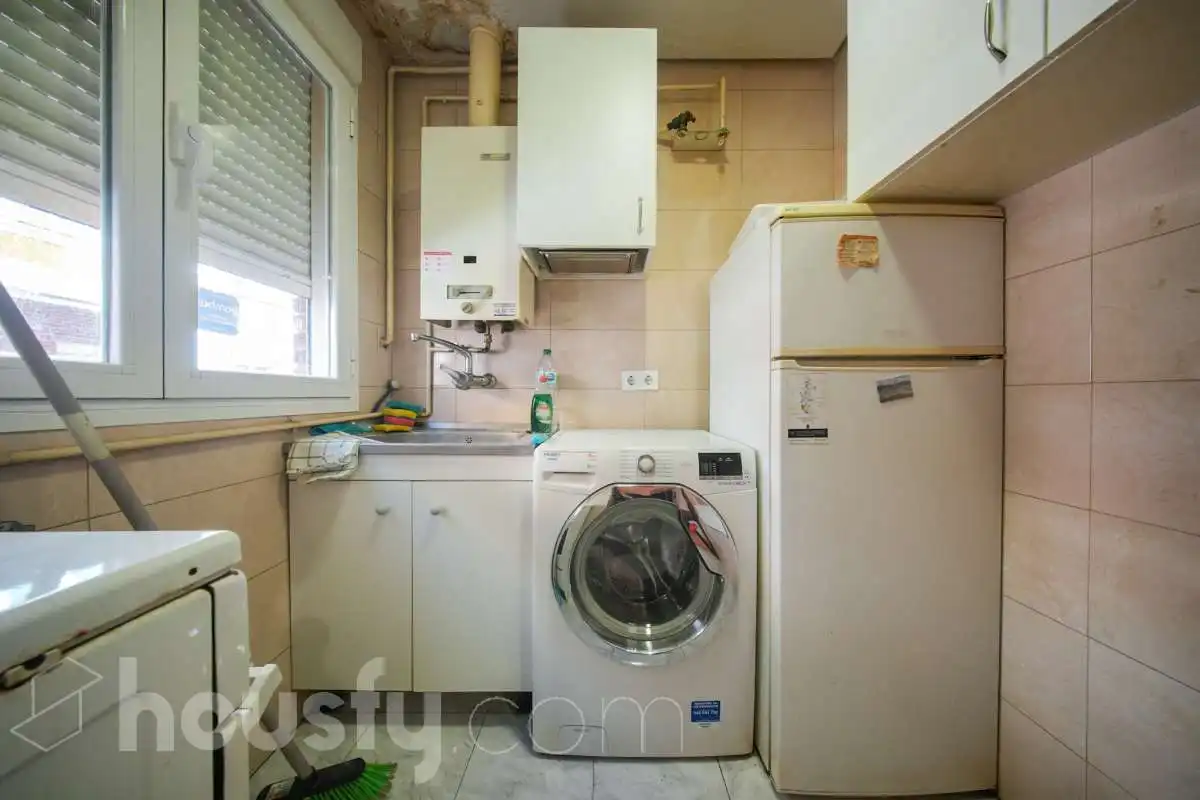 Kitchen of Flat for sale in Madrid  with Terrace, Furnished and Balcony