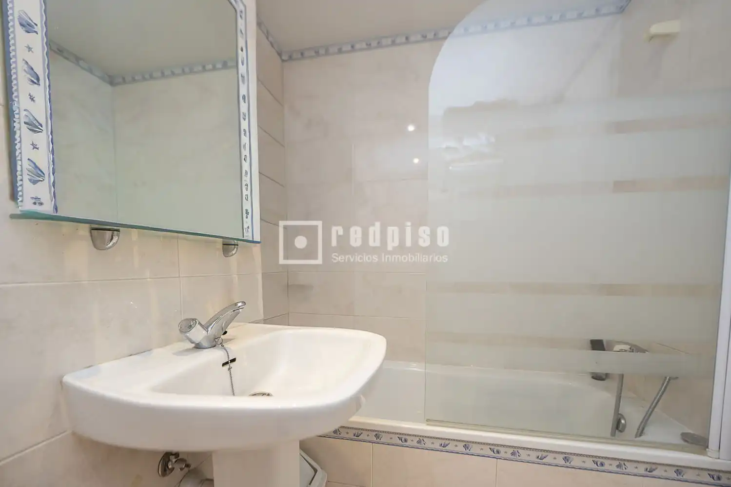 Bathroom of Flat for sale in Pinto  with Air Conditioner, Heating and Terrace