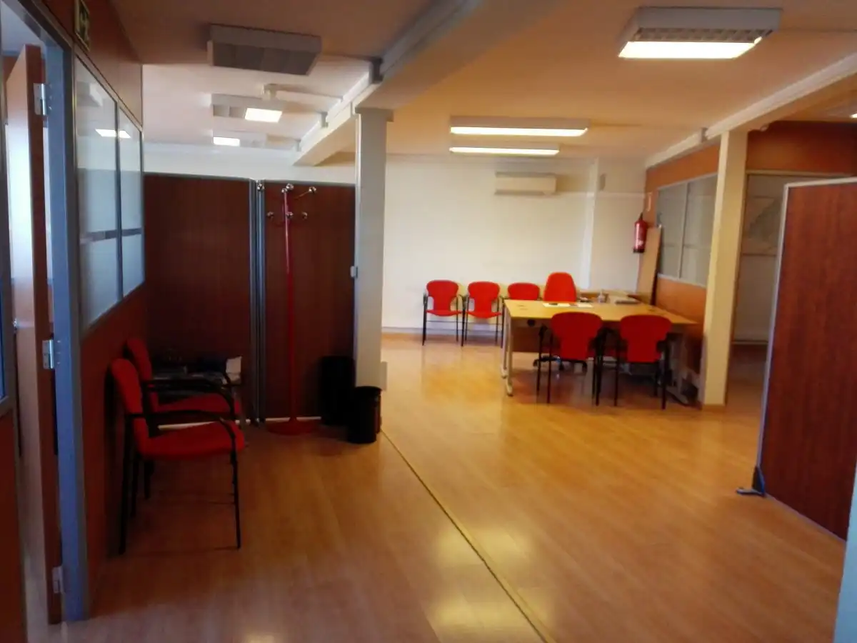 Oficina de lloguer en Móstoles amb Aire condicionat, Calefacció i Moblat