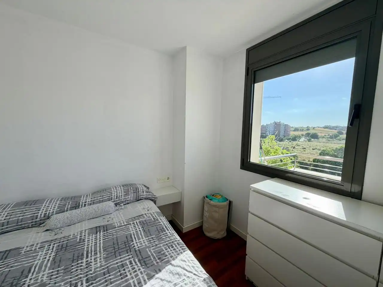 Habitación de Piso en venta en Montcada i Reixac con Aire acondicionado, Calefacción y Parquet