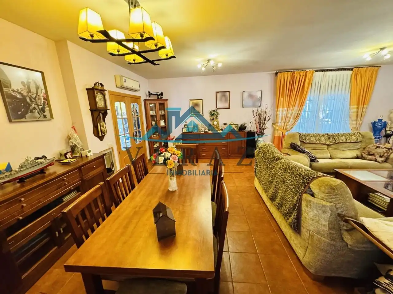 Comedor de Casa o chalet en venta en La Pueblanueva con Aire acondicionado, Calefacción y Jardín privado