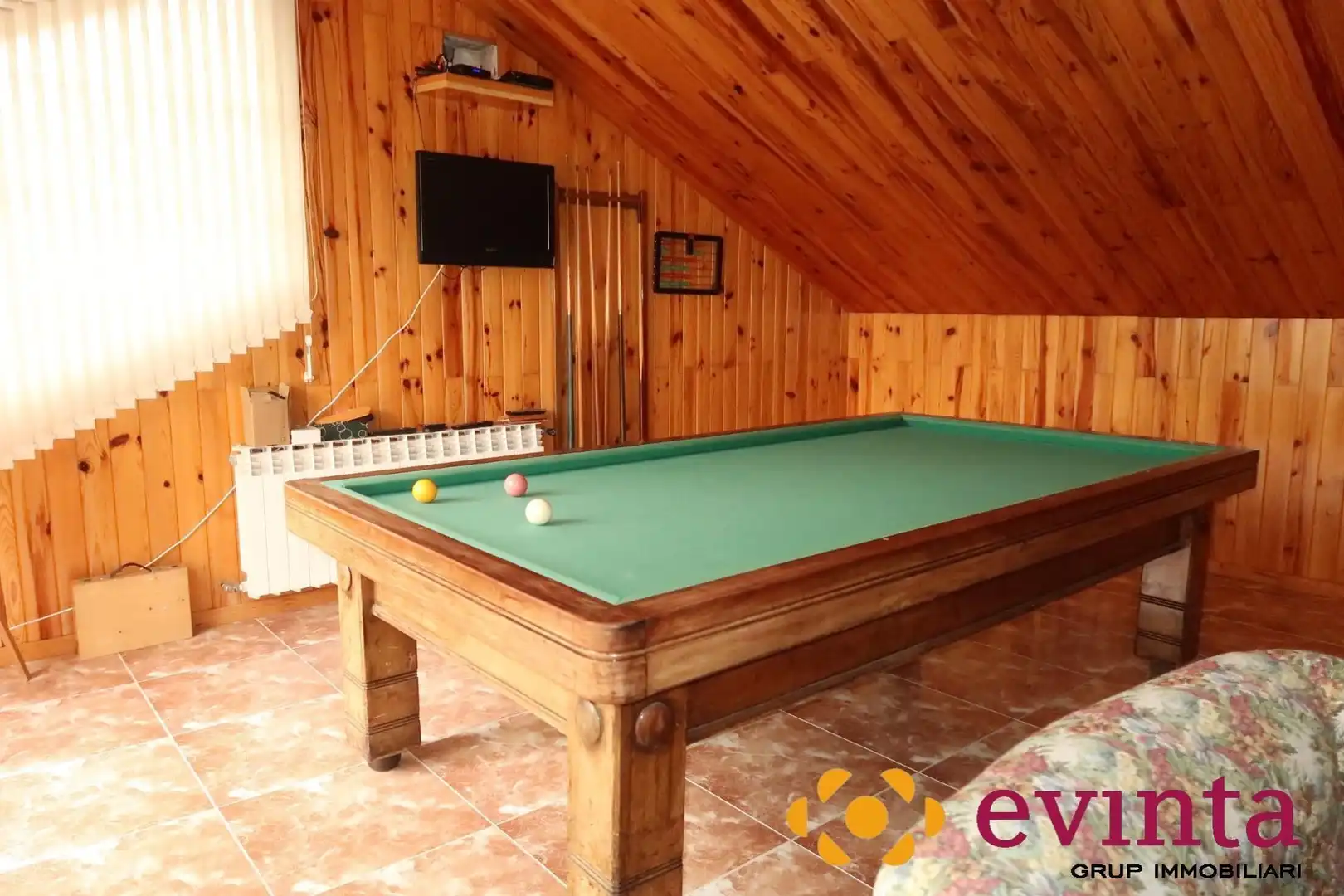 Piscina de Casa o chalet en venta en Vallirana con Calefacción, Jardín privado y Terraza