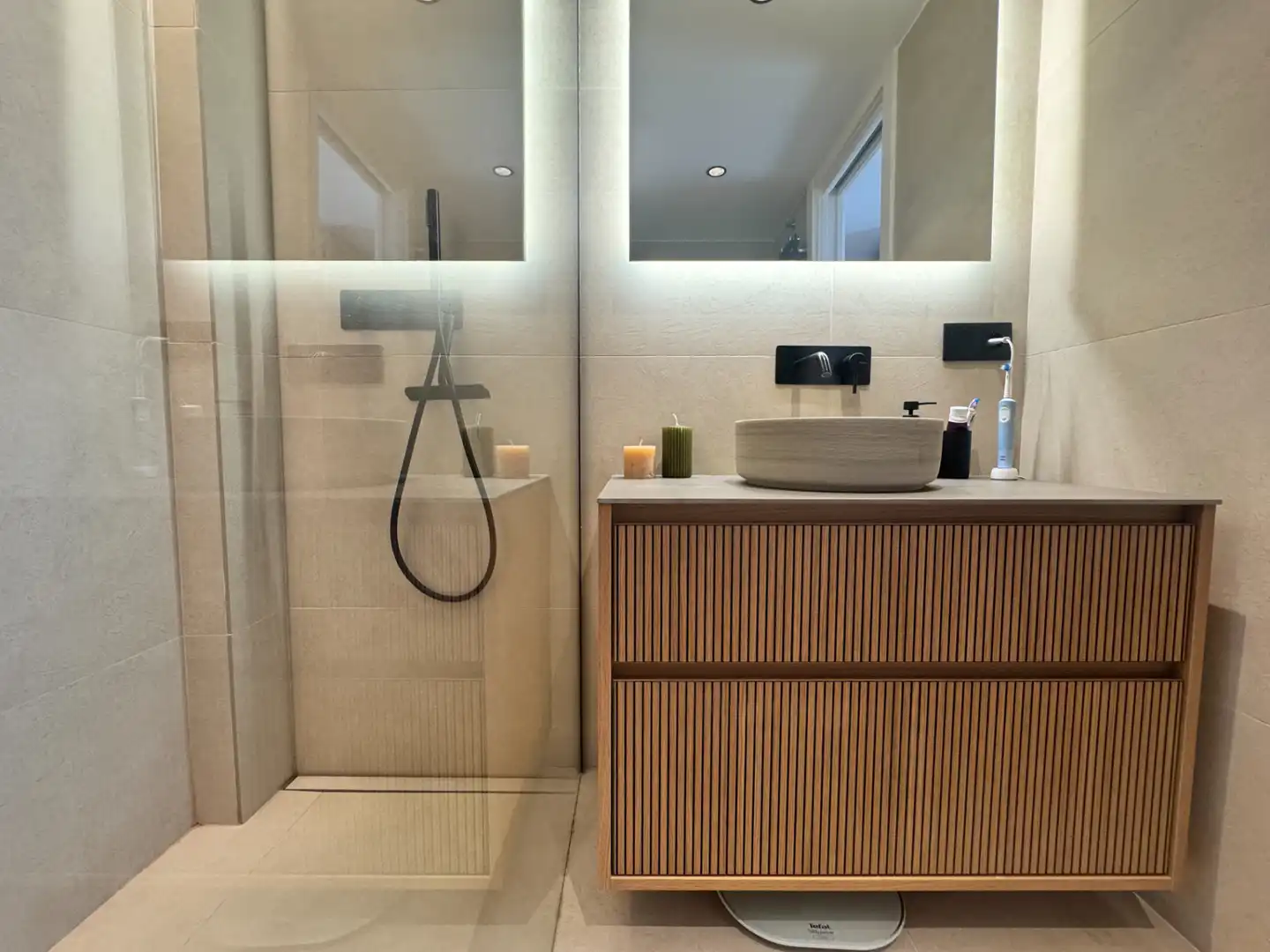 Baño de Piso en venta en Girona con Aire acondicionado, Calefacción y Trastero