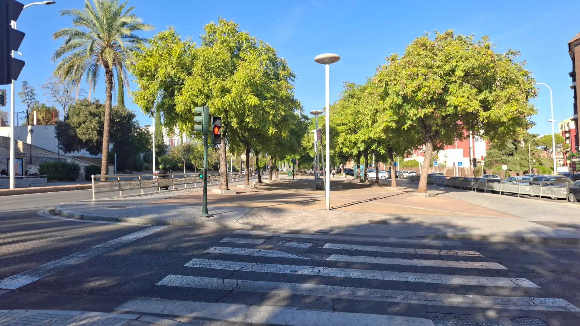 Pis amb ascensor en venda a Calle Ronda del Marrubial 1