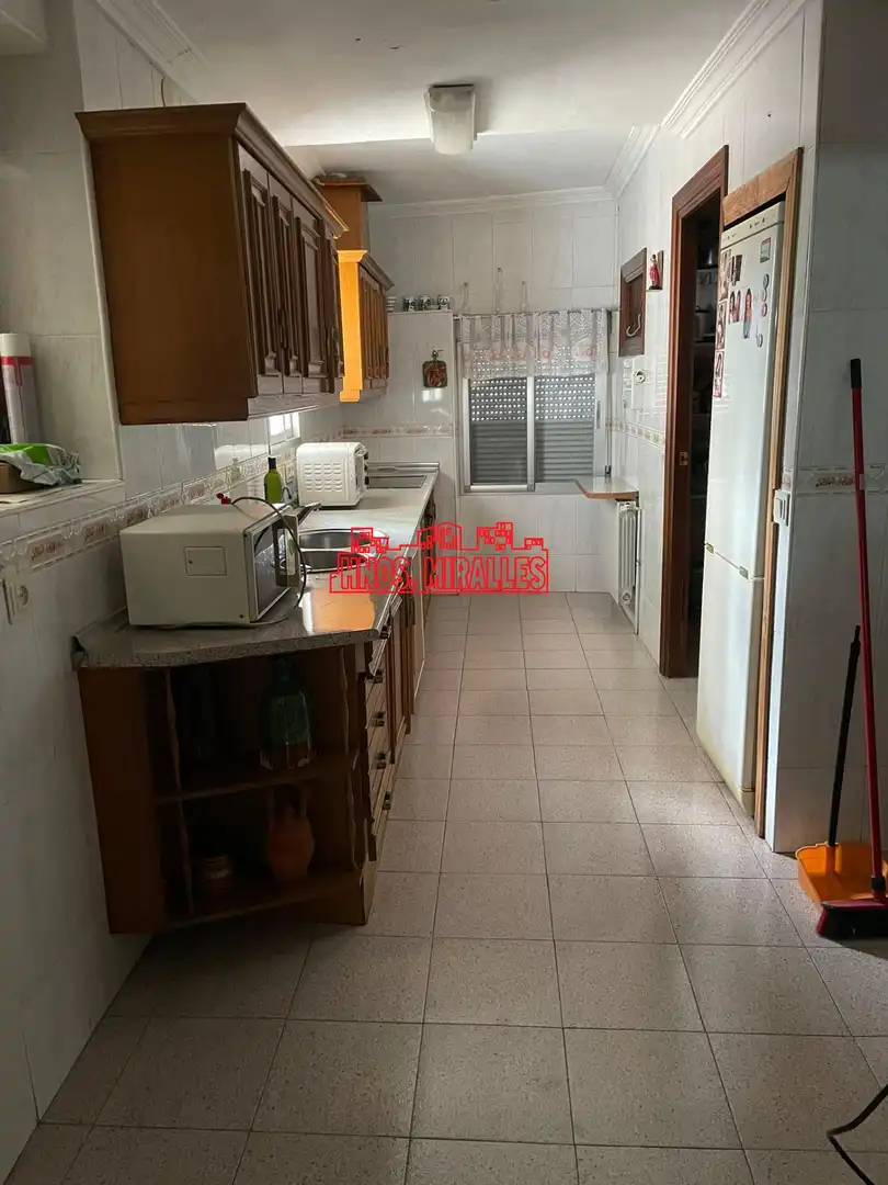 Cocina de Casa o chalet en venta en Benalúa de las Villas con Terraza, Trastero y Amueblado