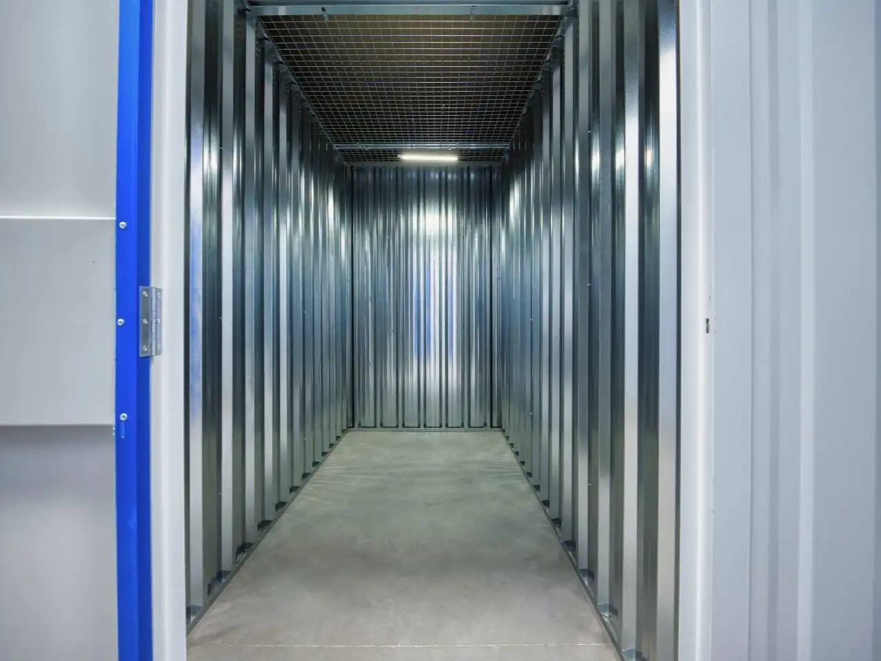 Storage room for rent in Sevilla  with Alarm