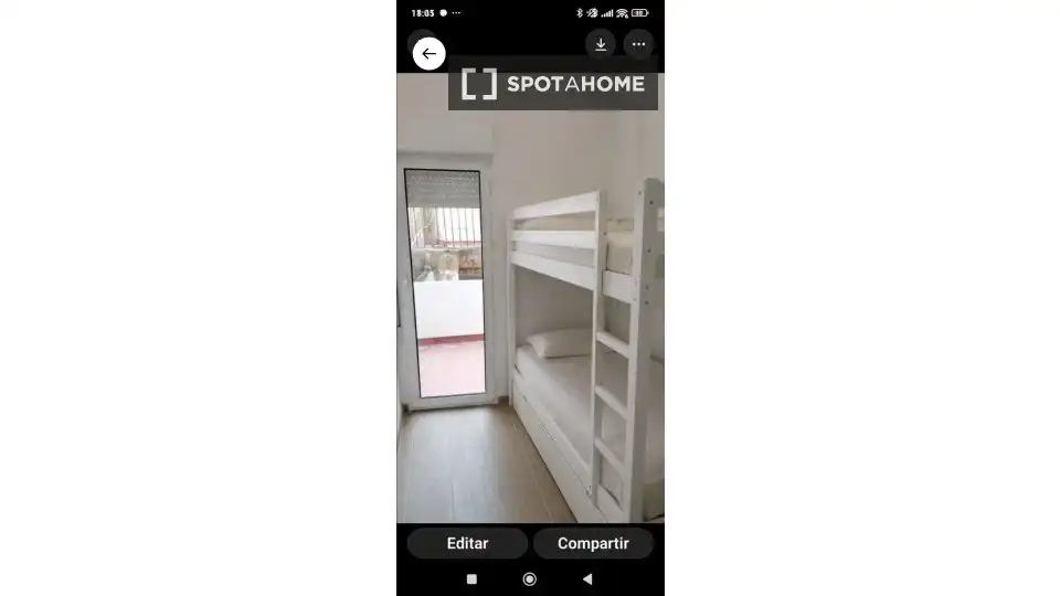 Schlafzimmer von Wohnung zur Miete in Oliva mit Klimaanlage, Heizung und Möbliert