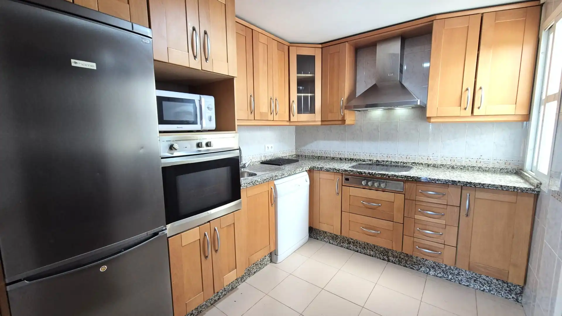 Kitchen of Flat for sale in Badajoz Capital  with Air Conditioner, Heating and Terrace
