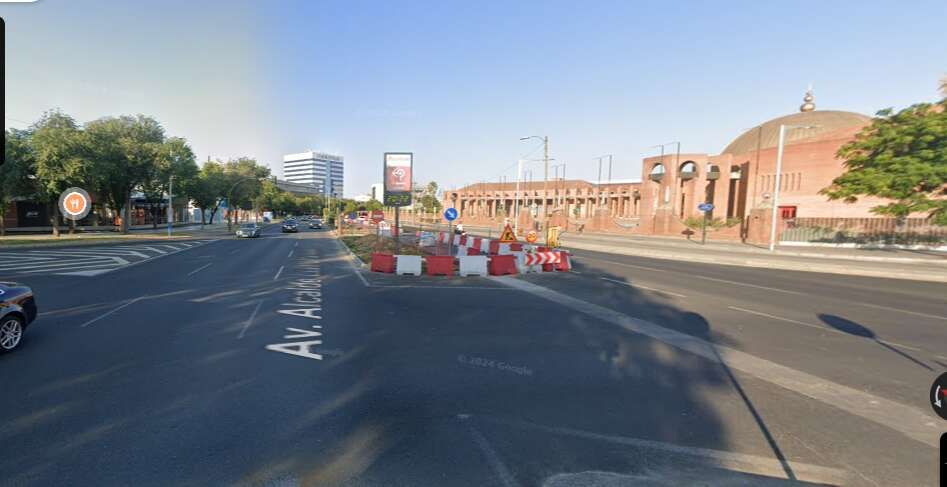Vista exterior de Casa adosada en venda en  Sevilla Capital amb Aire condicionat, Calefacció i Traster