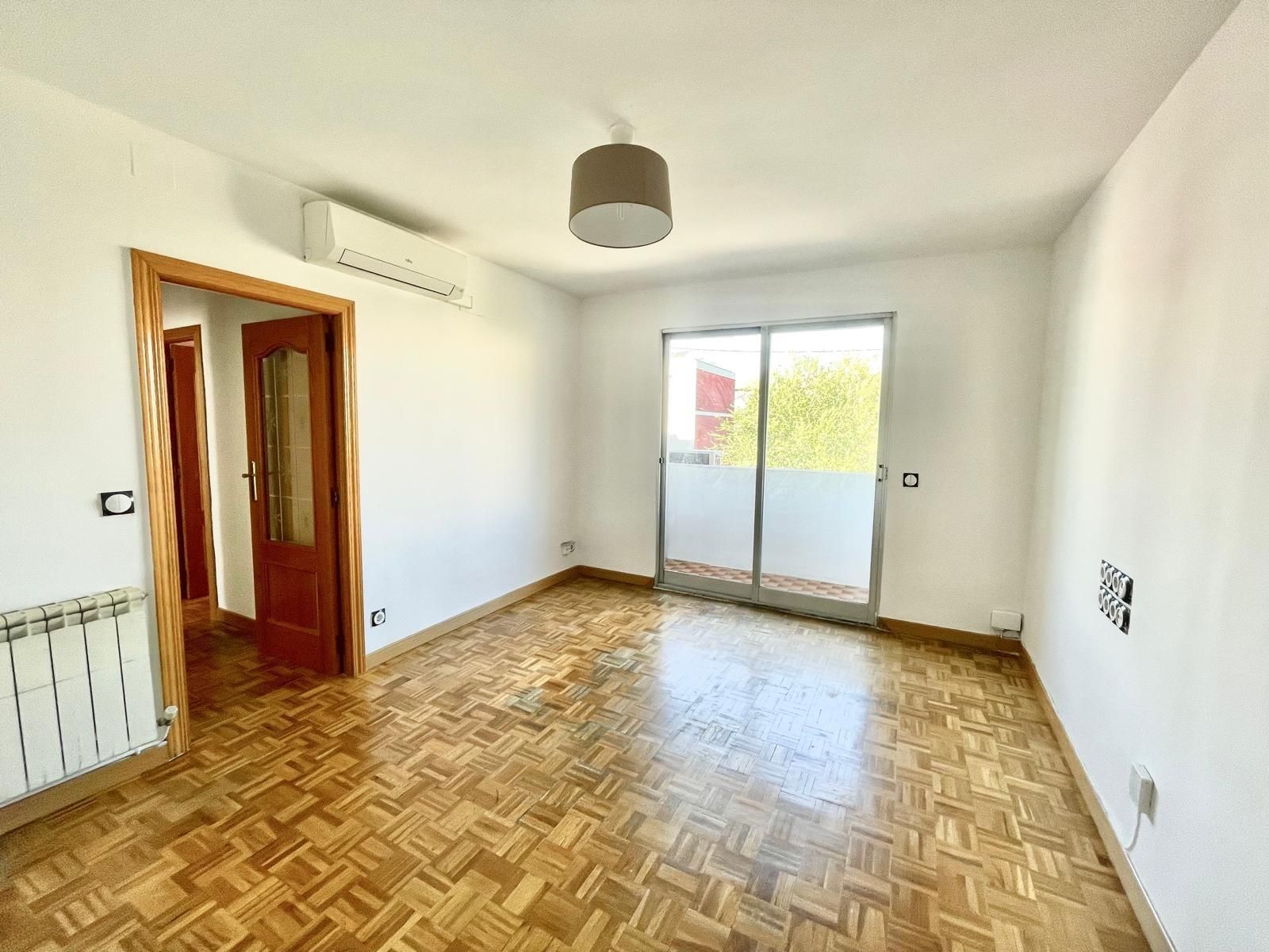 Flat for sale in  HACIENDA DE PAVONES, Vinateros