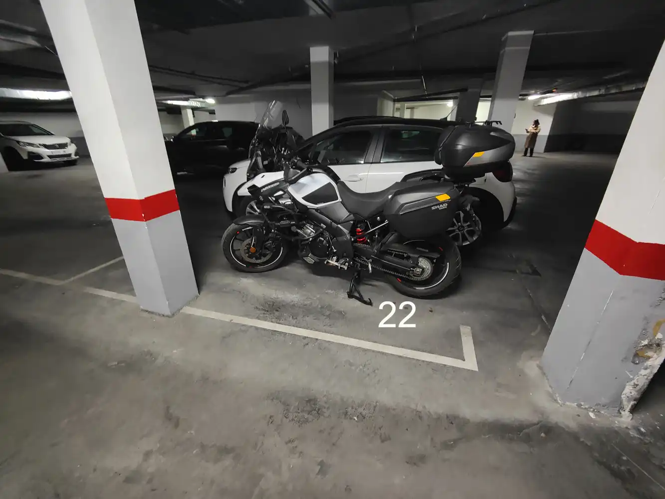 Motorbike with lift for sale in Carrer de Santa Anna 4, imagen 3