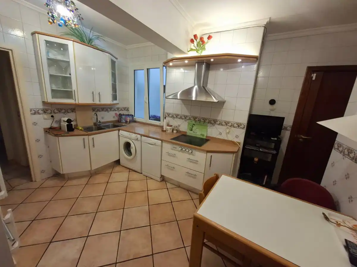Cocina de Piso en venta en Vitoria - Gasteiz con Calefacción y Parquet